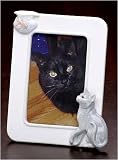7.75 Handcrafted Porcelain Cat & Fish 4x6 Picture Frame