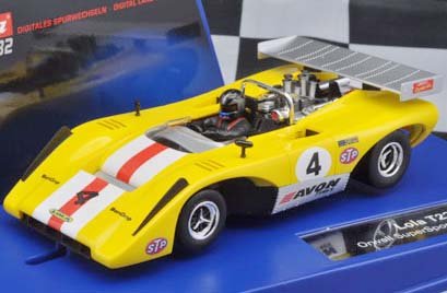 Carrera 20030549 - Lola T222 Orwell SuperSports Cup, No. 4 Preisvergleich