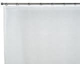 Puret� et sobri�t� d'une toile fine et unie, coordonn�e aux collections bla
