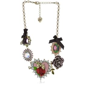 Betsey Johnson Betseys Dollhouse Pearl Frontal Necklace