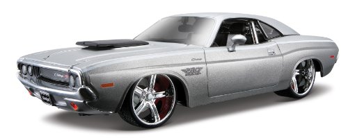 Maisto 31014 - Pro-Rodz Dodge Challenger R/T CoupM-i 70 1:24 (farblich sortiert)