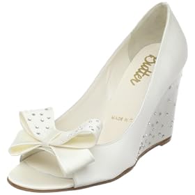 Butter Womens Ciara Wedge Pump