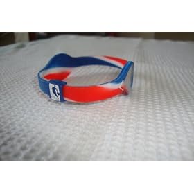 Power Balance Sports Bracelet Hologram Wristband in Black with White Lettering (Medium)