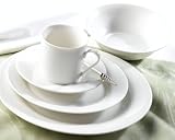 Royal Doulton Regency White 20 piece dinnerware set