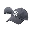 New York Yankees "Franchise" Fitted MLB Cap Navy Blue