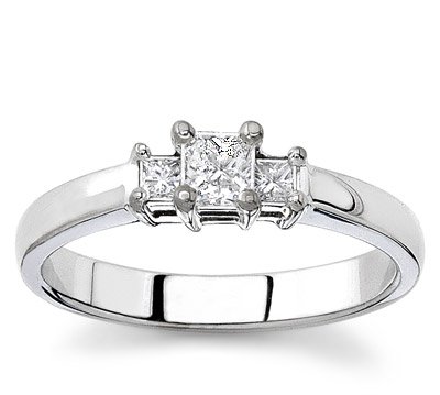 Childrens Toyshop  Jewelry : 18k White Gold Three-Stone Princess-Cut Diamond Ring (G/VS2, 1/3 ct. tw.)