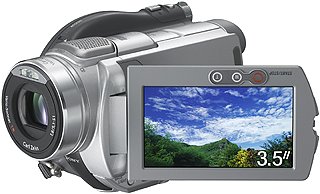 Sony DCR-DVD505E DVD Camcorder (2MP CMOS, 10x Optical, 3.5" Widescreen LCD Screen)