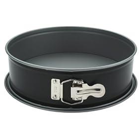 Kaiser Bakeware Noblesse 10-Inch Nonstick Springform Pan by Kaiser