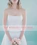 The Wedding Gown Book: How to Find a Gown That Perfectly Fits Your Body, Personality, Style, and Budget