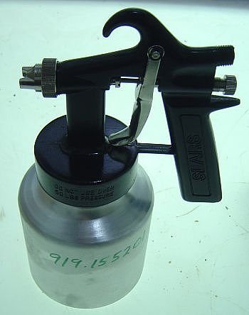 Spray gun by Sears, Part # 919-155201, 1 quart tank, needs 7 scfm @ 40 PSI