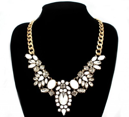 Fit&Wit Rhinestone Crystal Resin Statement Fashion Stand Necklace
