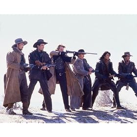 DERMOT MULRONEY AS DIRTY STEVE STEPHENS, LOU DIAMOND PHILLIPS AS JOSE' CHAVEZ Y CHAVEZ, CHARLIE SHEEN AS RICHARD BREWER, KIEFER SUTHERLAND AS JOSIAH GORDON 'DOC' SCURLOCK FROM YOUNG GUNS #1 - Photo cin�matographique en couleur - STANDARD - 25x20cm