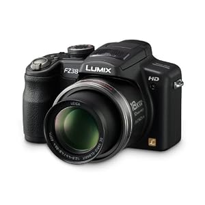 Panasonic Lumix DMC-FZ38 EG-K Digitalkamera (12 Megapixel, 18-fach opt. Zoom, 6,9 cm (2,7 Zoll) Display, Bildstabilisator) schwarz