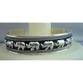 <b>Elephants on Parade Sterling Silver Cuff Bracelet Genuine Sterling Silver 92.5 Cuff Bracelet (BRAND NEW)</b>