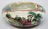 Round ashtray, hand painted chinese porcelain - Oriental lady design