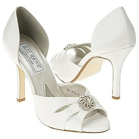 Liz Rene Couture Women's Giselle Dyeable Pump