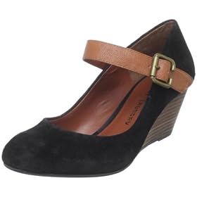 washington bridal expo Chinese Laundry Womens Aja Wedge Pump