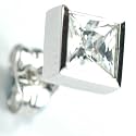 9ct White Gold and Cz Single Stud Earring, THIS IS A SINGLE EARRING!