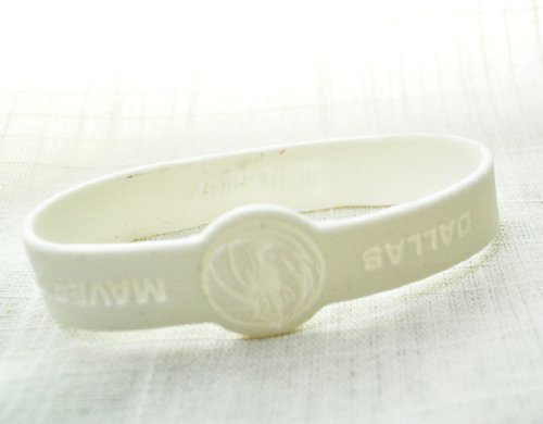Dallas Mavericks White official NBA Team logo adult bracelet