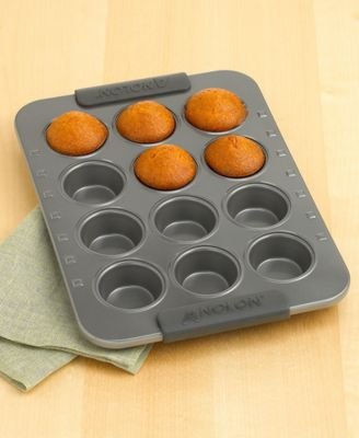 Mini Muffin Pan SureGrip™ 12 Cup 