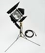 Lowel Omni Pak: Light, Bulb, Barndoor, Stand O1-102