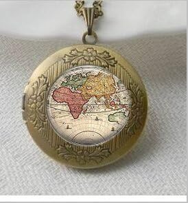 World Map Pendant, Antique Map Pendant Locket Necklace, Silver Plated pendant, Globe Jewelry,Vintage Pendant Locket Necklace