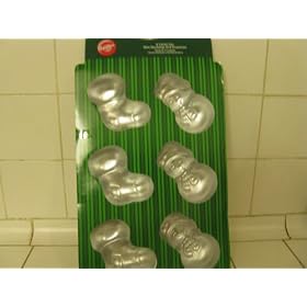 Mini Stockings and Snowmen Pan by Wilton