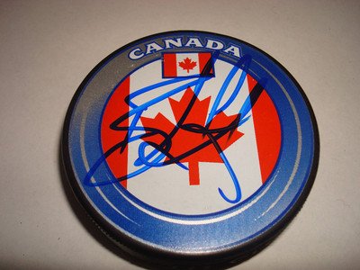 Autographed Ryan Getzlaf Puck - Team Canada - PSA DNA Certified - Autographed NHL PucksB00COQ2UNI : image