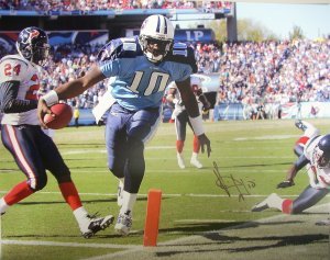 Vince Young signed Tennessee Titans 16x20 Photo TD RUN- Steiner Hologram