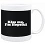 Mug Black " Kiss me, I'm hopeful " Adjetives