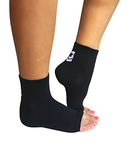 MÜV365 Plantar Fasciitis Support Socks Foot Sleeve Set - With 2 or 4 Open Toe Toeless Compression Socks - Comfortable Cotton Blend - Exceptional Quality, Black, M