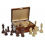 No.5 Staunton chess pieces in stained wooden case