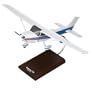 Cessna Model 172 Skyhawk - 1/24 scale model