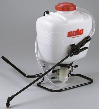 Solo 425 4-Gallon Professional Piston Backpack Sprayer