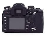Konica Minolta Maxxum 7D 6MP Digital SLR with Anti-Shake Technology (Body Only)