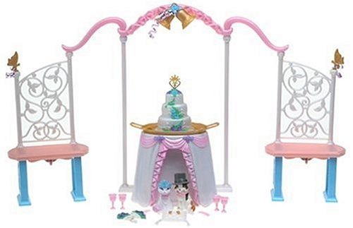 Barbie as the Princess and the Pauper: Double Wedding and Vanity Playset