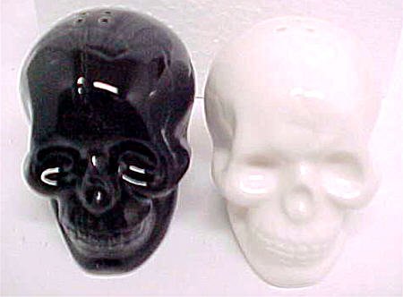 Black & White Ceramic Pepper Shakers
