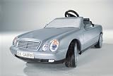 Eigenschaften rolly toys 10 321 8 / rolly toys 10 321 8 - Mercedes CLK 320 Cabrio silber