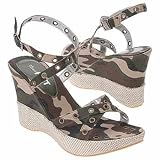 On Your Feet Women's Topeka (Camel 7.0 M)