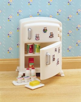Childrens Toyshop  Toys : Sylvanian Families Fridge and Accessories