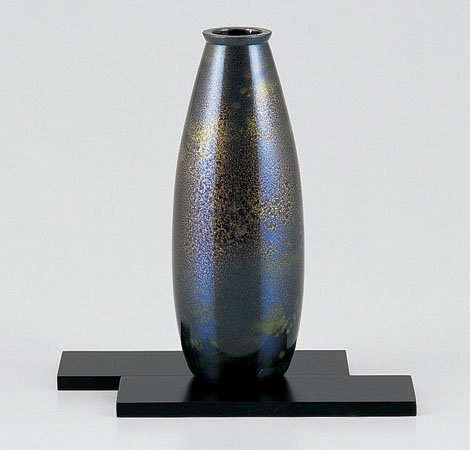Cover image : 【高岡銅器・銅製花瓶】萌型