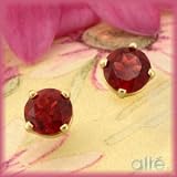 14K 1.20 CTW Round Garnet Stud Earrings