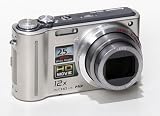 Panasonic Lumix DMC-TZ7 (KEIN GRAUIMPORT) Silber inkl. zwei Akkus|4GB SDHC von Maxflash|Hardschalentasche|Displayschutz| *Deutsch*