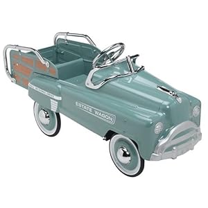 American-Retro Classic Pedal Green Estate Wagon by 