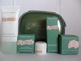 La Mer Skincare Set(Cream .24 oz, Hand Treatment 1 oz, Eye Balm Intense .1 oz, The Regenerating Serum .17 oz+ Moisturizing Gel .1 oz, Bonus La Mer Bag) This is sample size/travel Gift Set!