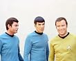 DEFOREST KELLEY AS LT. CMDR. LEONARD H. 'BONES' MCCOY, M.D., LEONARD NIMOY AS LT. CMDR./COMMANDER SPOCK, WILLIAM SHATNER AS CAPTAIN JAMES T. KIRK FROM STAR TREK #1 - IN FARBE - Filmfoto - (Poster) PLAKATE - 25x20