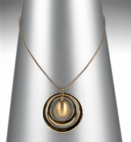 Circle Swing Necklace