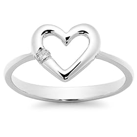 14k White Gold Diamond Heart Ring (.05 cttw, H-I Color, I1-I2 Clarity)
