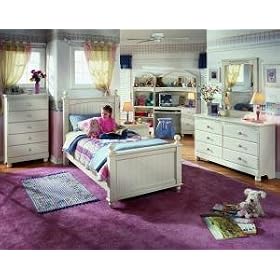 Cottage Retreat Kids Twin Four Poster Bed by Ashley Furniture