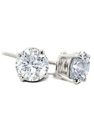 1 Carat Total Weight Diamond Stud Earrings set in Platinum, Very Fine Quality